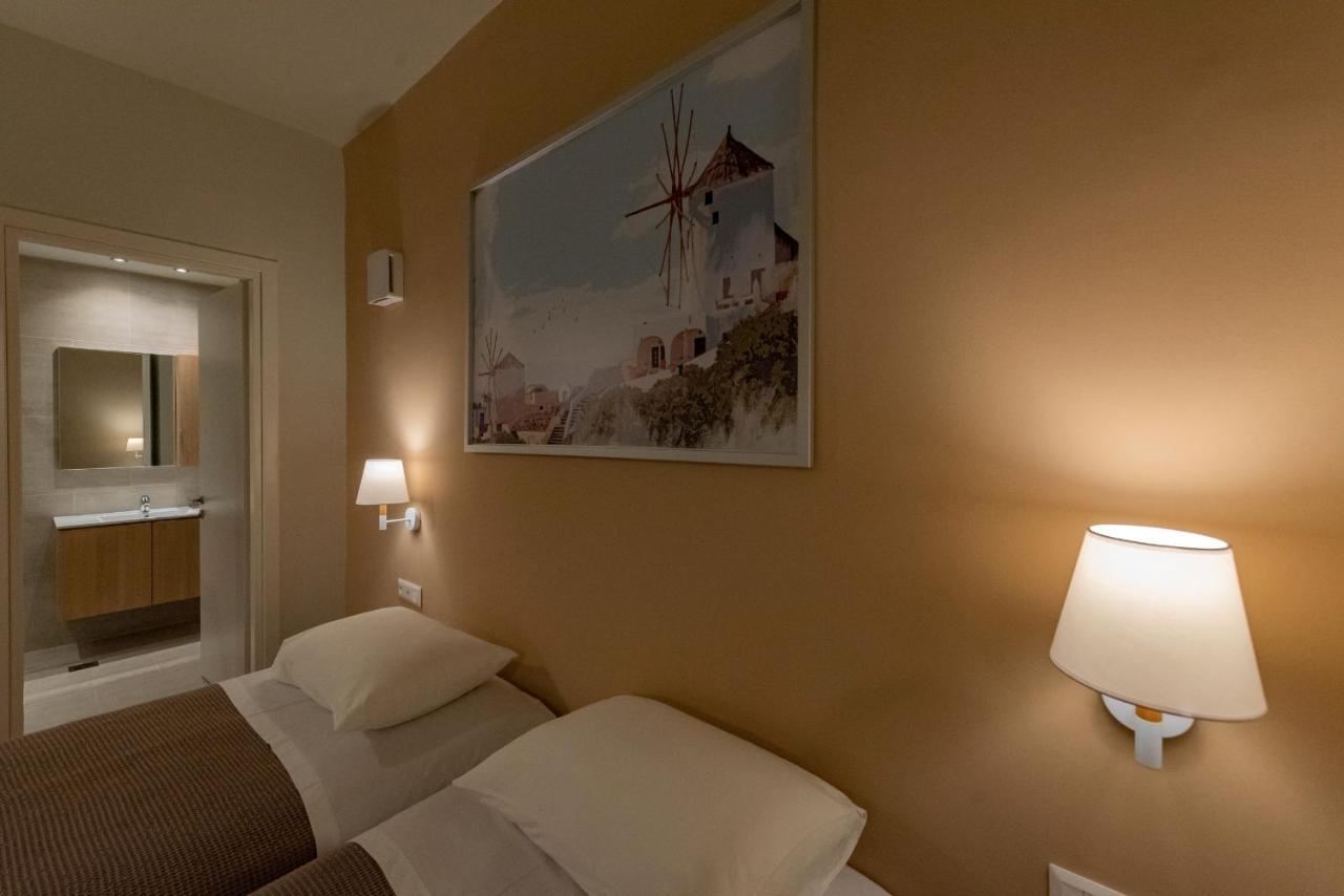 Linas Home - Kalamata Mediterranean Villas מראה חיצוני תמונה